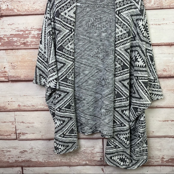 H&M Dividend Aztec open cardigan - Picture 5 of 10